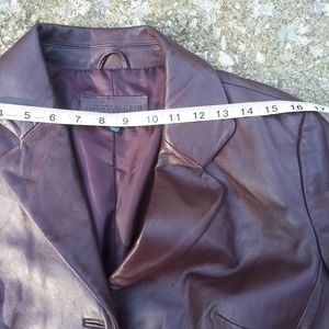 Womens leather blazer, size Large, brown
